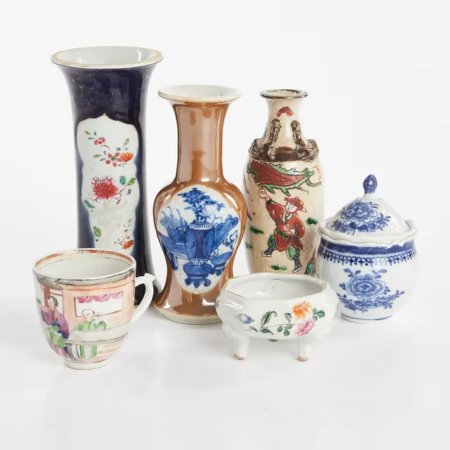 PARTI PORSLIN, 6 delar, Kina, 17/1800-tal, mestadels Qianlong (1736-1795) samt sent 1800-tal, blåvit underglasyr, famille rose, powder blue, nanking och batavia.