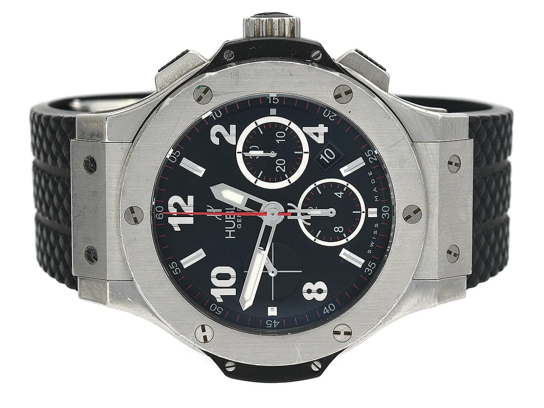 HUBLOT, Genève, Big Bang, Cal HUB 4100 (ETA 7750), Ref nr. 301.SX.130.RX, Boett nr. 1194211, kronograf, herrur, 44 mm, stål/kevlar, automatisk, safirglas, datum, glasbaksida, integrerat gummiband, viklås, tillverkad ca 2015, cert (chip), februari 2017, box. — Klockor/Hublot — Kaplans