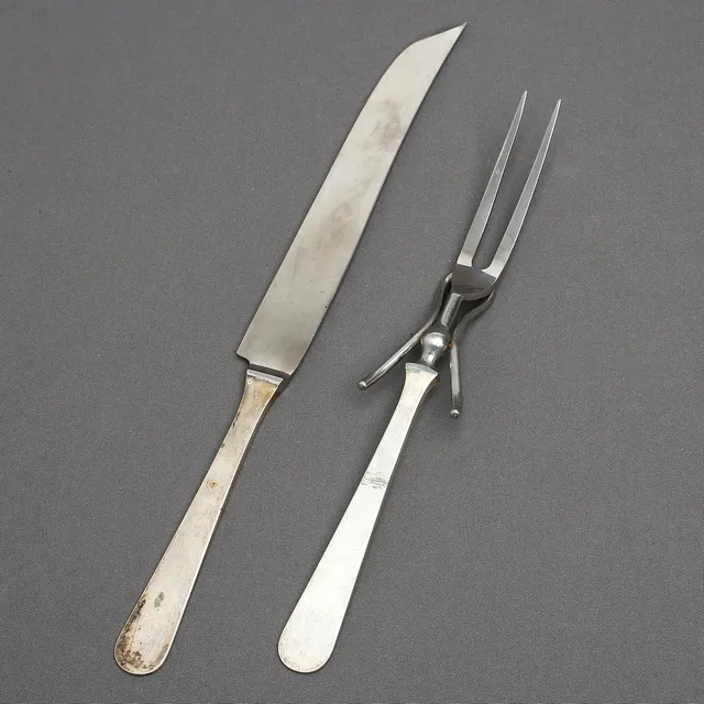 WIWEN NILSSON. Trancherbestick, ett matchande par, silver, signerade, Lund 1946 & 49.