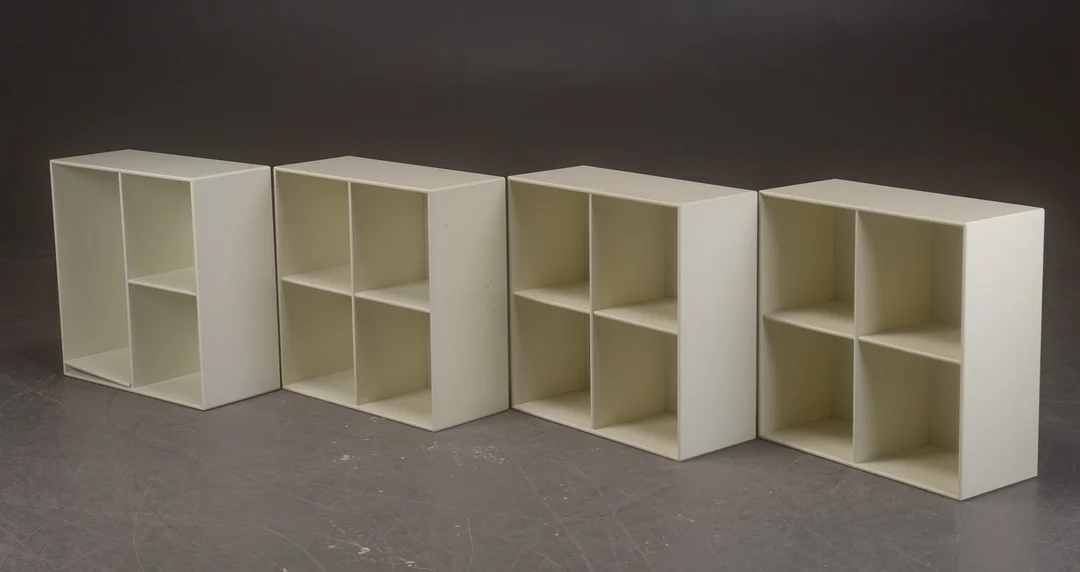 Peter J. Lassen. Fire Montana moduler (4) — Furniture/Shelving — Lauritz
