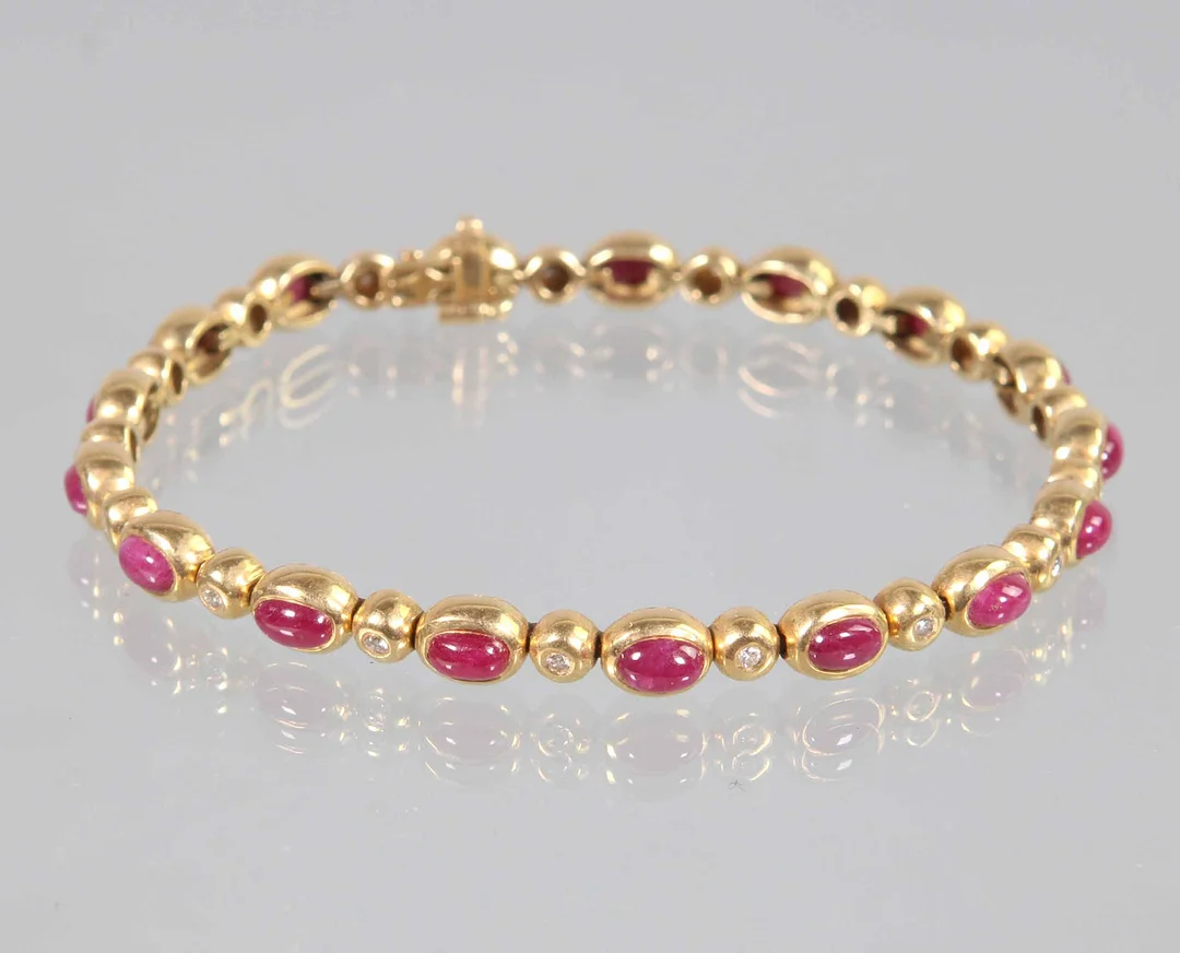 RUBIN BRILLANT ARMBAND, 750 GOLD. — Bracelets — Auktionshaus Bossard