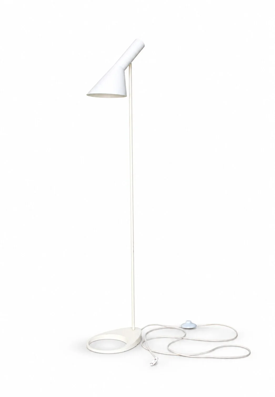 Arne Jacobsen for Louis Poulsen. Floor lamp/stand lamp, model AJ-floor — Lamps and lighting/Floor lights — Lauritz