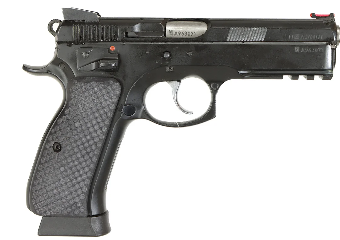 PISTOL, fabrikat CZ, modell 75 SP-01 Shadow, kaliber 9x19, tillv.nr A963071, se-nr SE2316116. — Pistols — Walter Borg