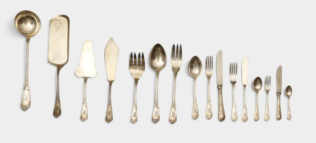 Cubertería en plata 925 cruz de malta. — Silver — Barcelona Auctions