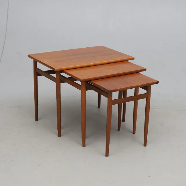 SATSBORD, 3 delar, teak, 1900-talets mitt.