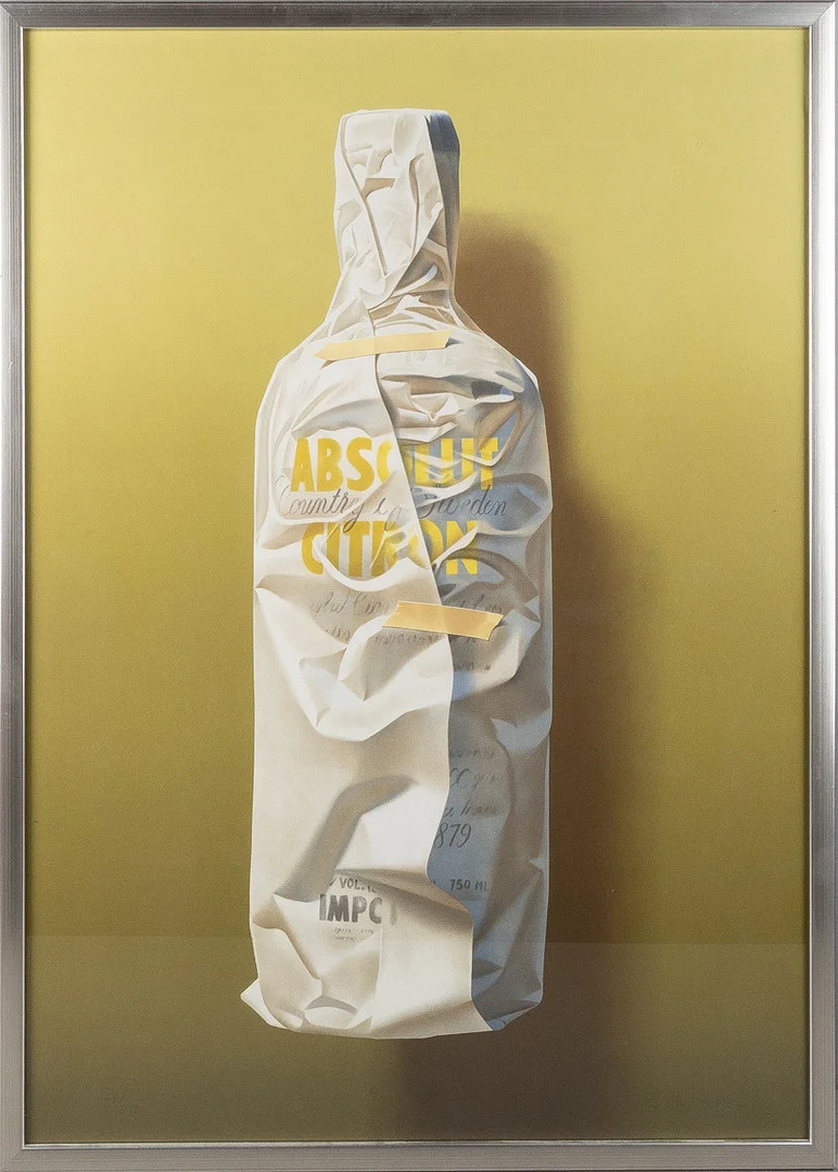 YRJÖ EDELMANN. "Wrapped Absolut citron", färglitografi. — Engravings & Prints — Stockholms Auktionsverk Helsingborg