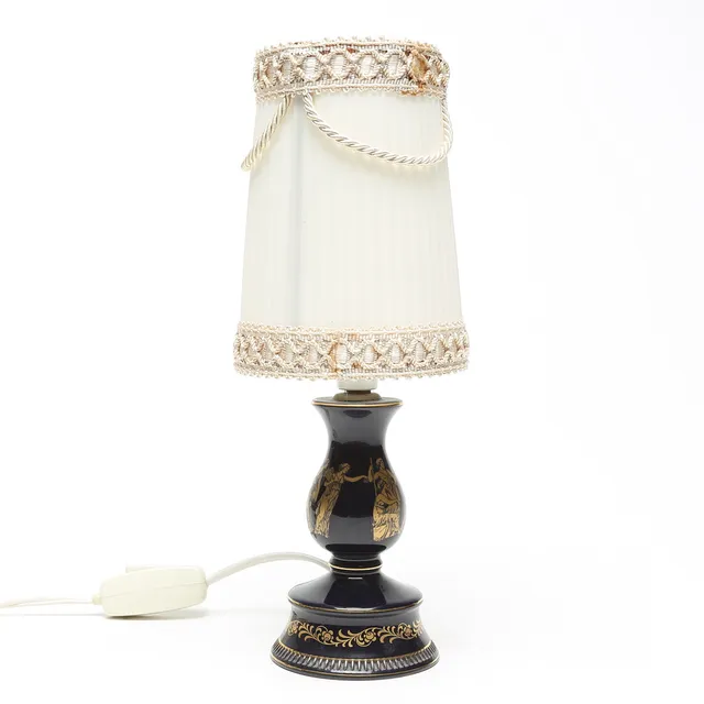 BORDSLAMPA, porslin, Italien.