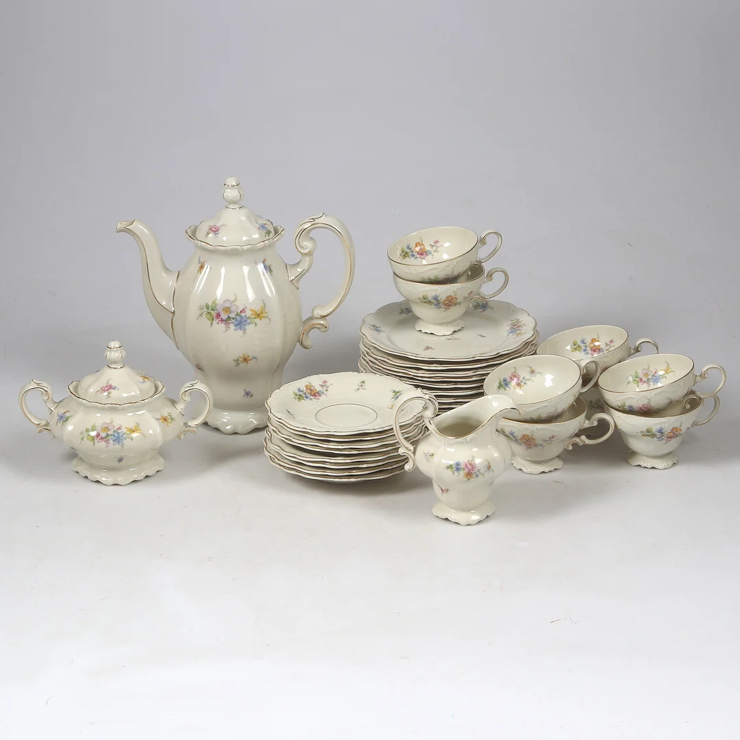 KAFFESERVIS, porslin, 31 delar, "Pompadour", Rosenthal. — European — Stadsauktion Sundsvall