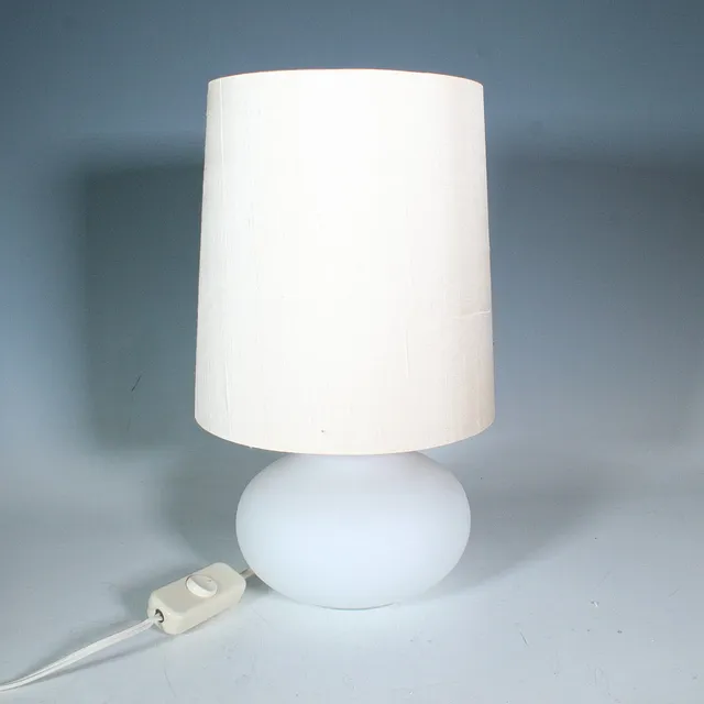 HEINZ JOSEF OHM. Tischleuchte / Tischlampe von Glashütte Limburg der 1970er.