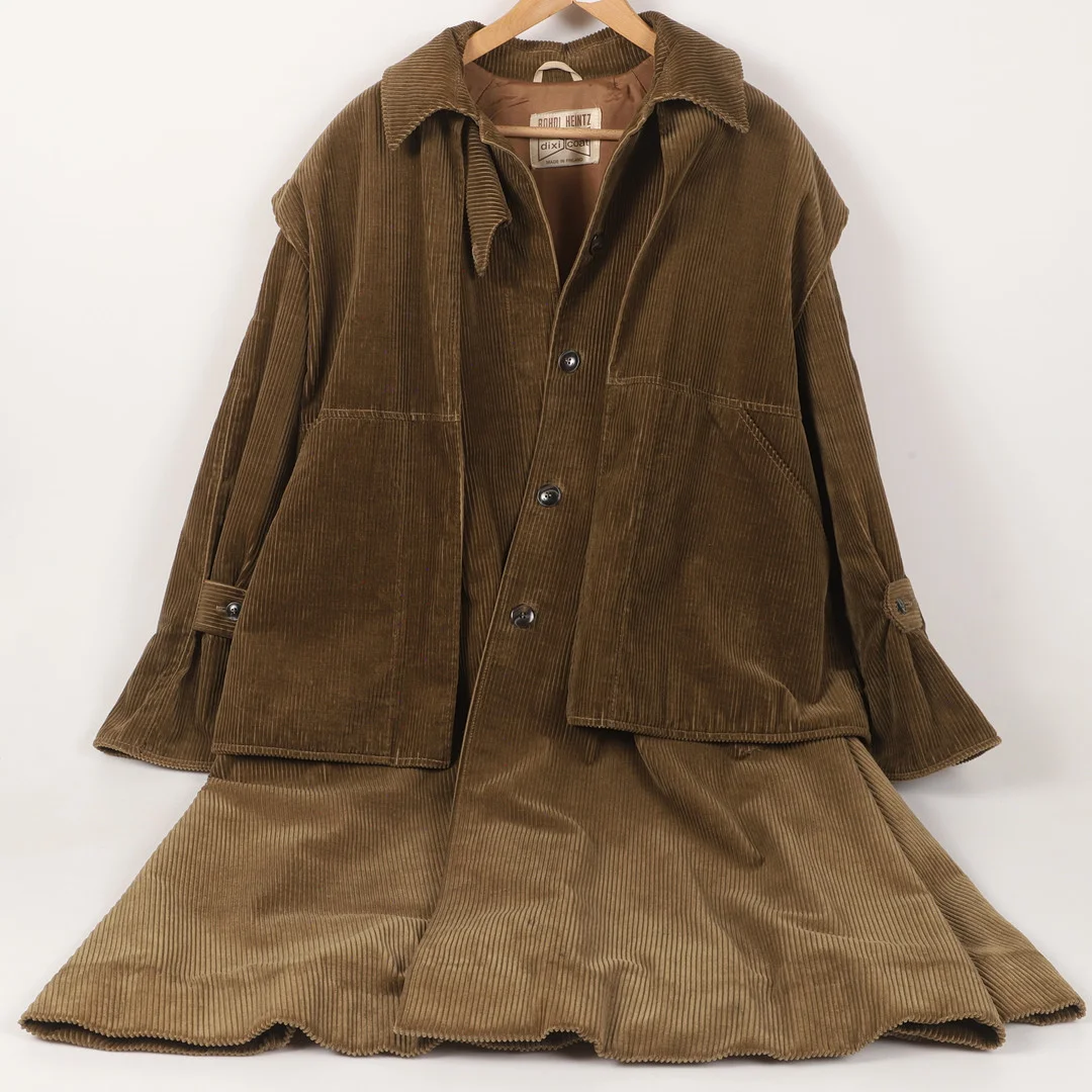 KAPPA MED VÄST, "Dixi Coat", manchester, Rohdi Heintz, Finland, 1970-tal. — Vintage & Designer Fashion — Helsingborgs Auktionskammare