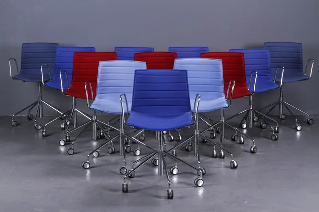 Lievore Altherr Molina. Chair model Catifa 53 (12)