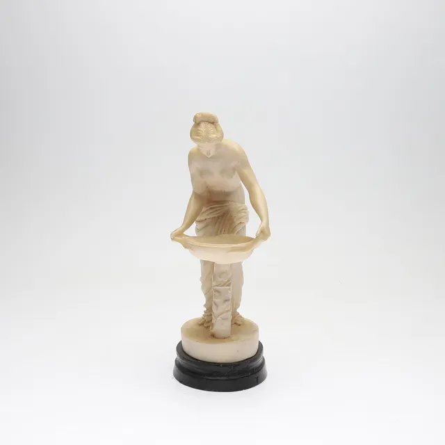 SKULPTUR, konstmassa, Italien, 1900-tal.