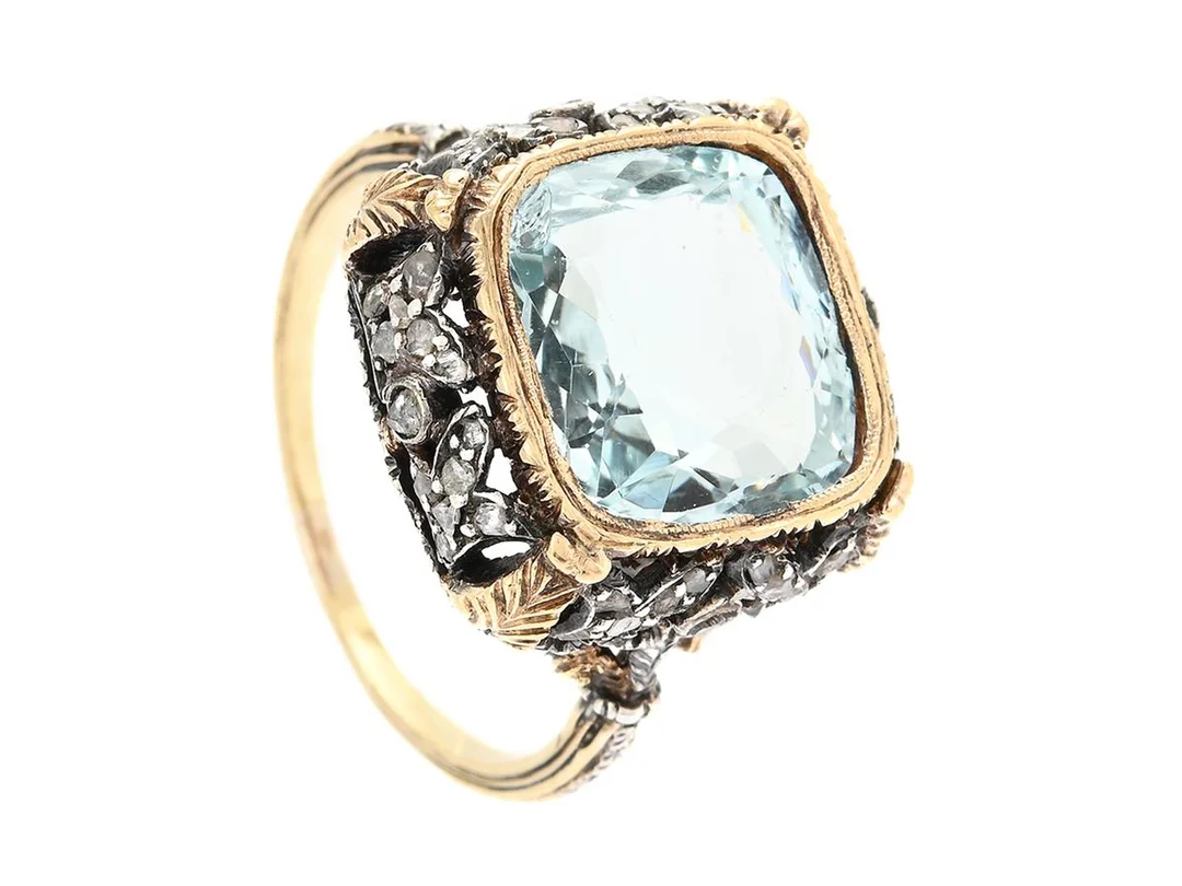 RING, 14K guld/silver, akvamarin, rosenslipade diamanter, stl 17 mm, vikt 6,0 g, några diamanter med skador och nagg. — Smycken/Ring — Kaplans