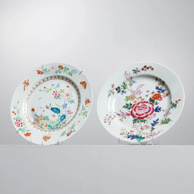 TALLRIKAR, 2 st, famille rose, Kina, 1700-tal.