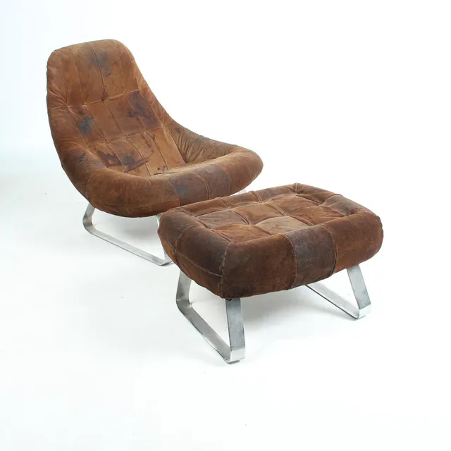 PERCIVAL LAFER. Brasilianischer „Earth Chair“-Sessel und Ottomane - 1970er Jahre.