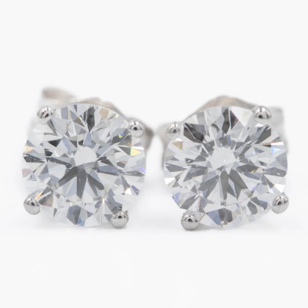 Pair of brilliant earrings in 14 kt white gold with Lab Grown diamonds of 1.00 ct. (2) — Jewellery/Earrings — Lauritz