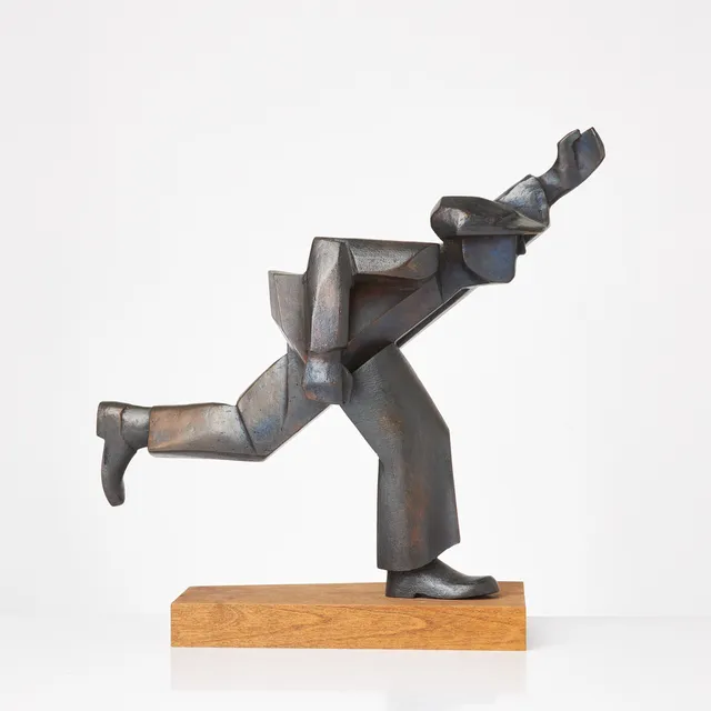 LENNY CLARHÄLL. Skulptur, "Ådalen", patinerad brons, på träsockel, signerad LC, numrerad 37/100, gjutarstämpel Herman Bergman, 1900-tal.