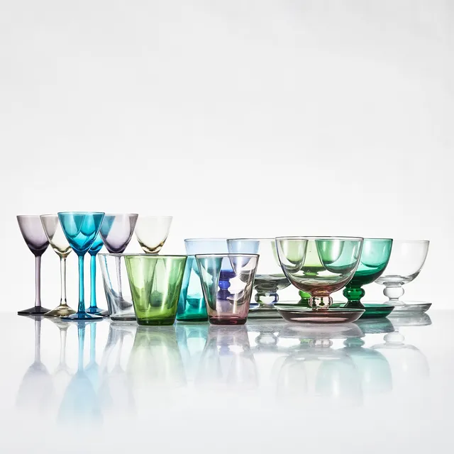 VARIERANDE GLAS, 6+6+6 st, större delen från Reijmyre, polykromt glas, 1900-talets andra hälft.