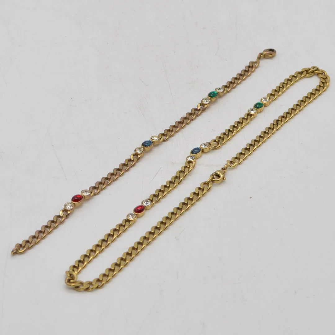 VINTAGE MODESCHMUCK SET, VERGOLDETES ARMBAND UND HALSKETTE, SPÄTES 20. JAHRHUNDERT. — Necklace — Kunst- und Auktionshaus Kleinhenz