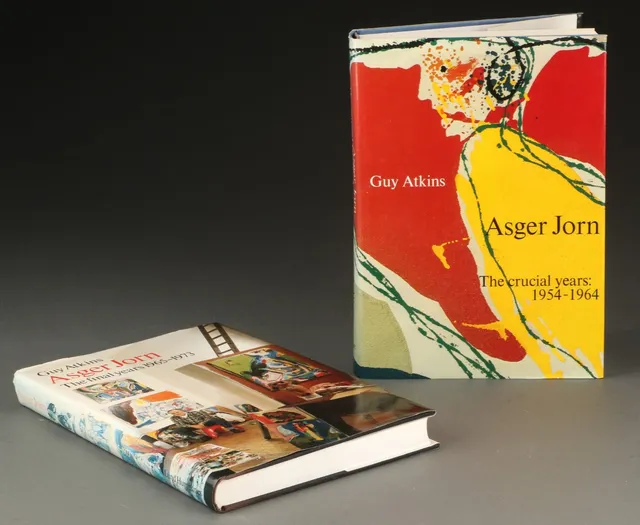 To Guy Atkins 'Asger Jorn' bøger (2)