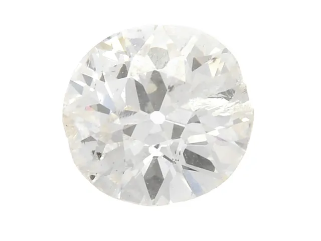 DIAMANT, gammalslipad, 0,86 ct, TCa(K)/SI2, brun ton, stor skada på kronan och nagg på rondisten i anslutning till en inneslutning som når ytan på paviljongen.