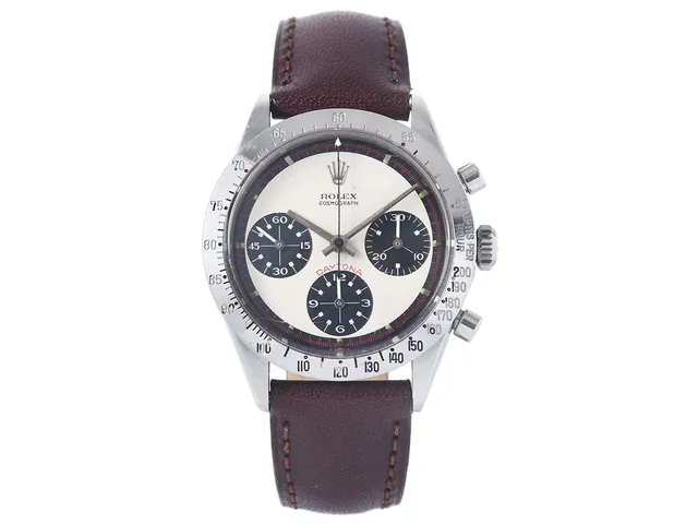 ROLEX, Oyster Cosmograph, Daytona, s.k. "Paul Newman", "2 Line Dial", "Units per hour 50/200", "3rd Gen Bezel", "Pump Push Buttons", Ref nr. 6239, Serie nr. 2048331, Cal Valjoux 722-1, Boett nr. 6242 (C.R.S), kronograf, herrur, 37 mm, stål, manuell, plexiglas, läderband, ca 1969.