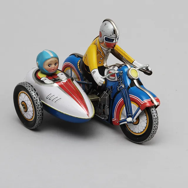 MODELLMOTORCYKEL MED SIDOVAGN, litograferad plåt, Kina.