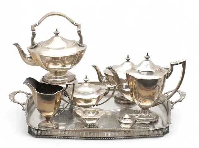 Silver coffee and tea set, 20th Century.