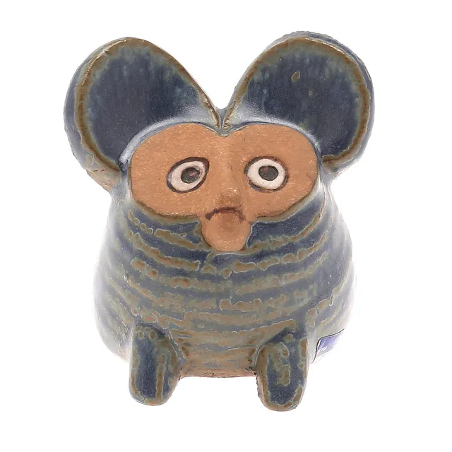 LISA LARSON. Figurin "Spökmus" ur serien Menageri, glaserat stengods, Gustavsberg.