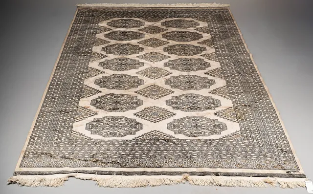 MATTA, Bokhara, Pakistan, Signerad, (220x300cm).