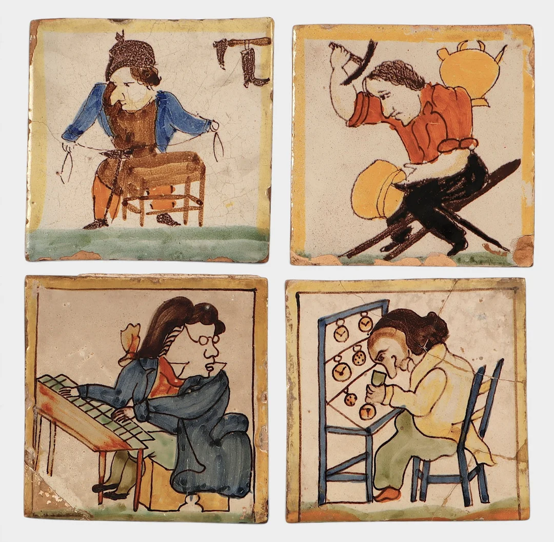 Cuatro azulejos catalanes de "arts i oficis", del siglo XIX. — European — Barcelona Auctions