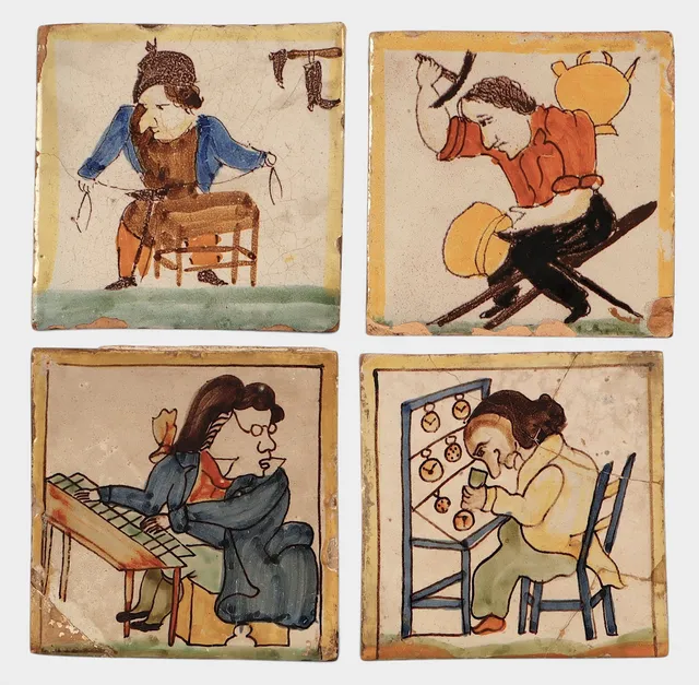 Cuatro azulejos catalanes de "arts i oficis", del siglo XIX.
