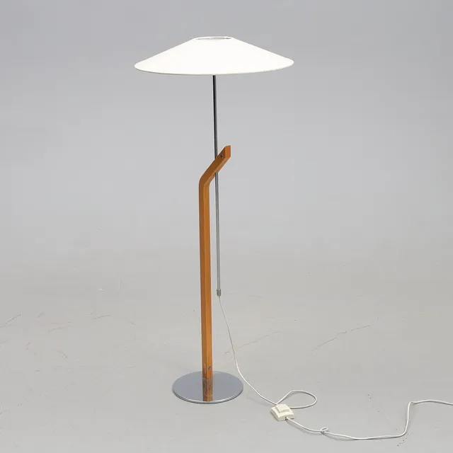 LARS BESSFELT. Golvlampa, "Hockey", Atelje Lyktan, ställbar höjd.