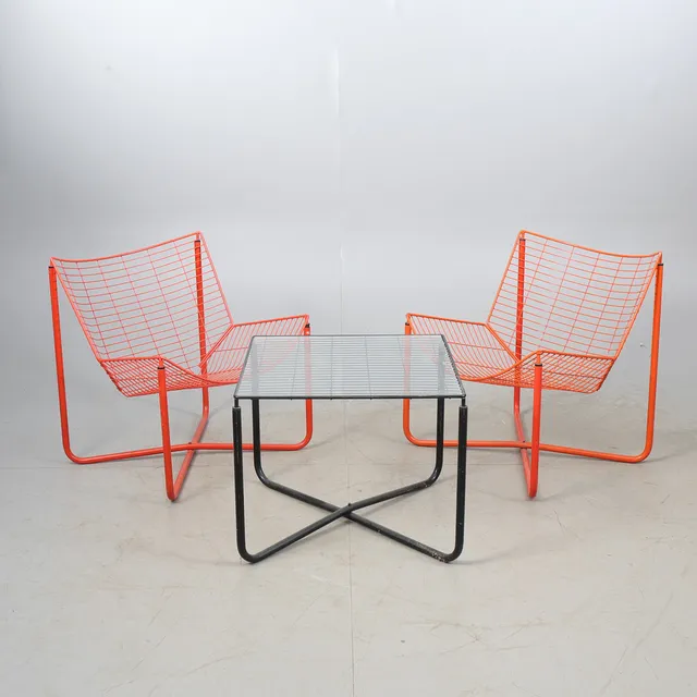 NIELS GAMMELGAARD. Fåtöljer & bord, 3 delar, "Järpen", Ikea, formgivna 1983.