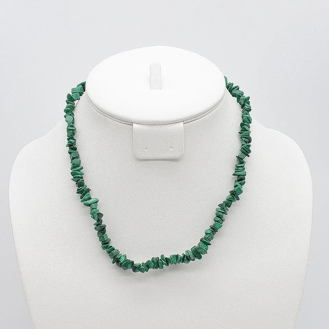 MALACHIT EDELSTEINCOLLIER, EINREIHIG, MIT VERSCHLUSS, CA. 43CM. — Necklace — Kunst- und Auktionshaus Kleinhenz