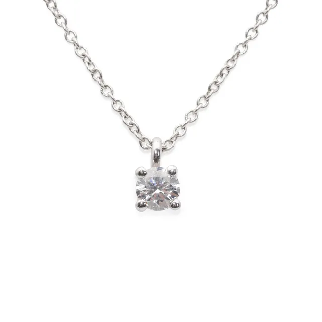 TIFFANY & CO. Halskæde af platin med 'Solitaire' brilliant slebet diamant vedhæng.