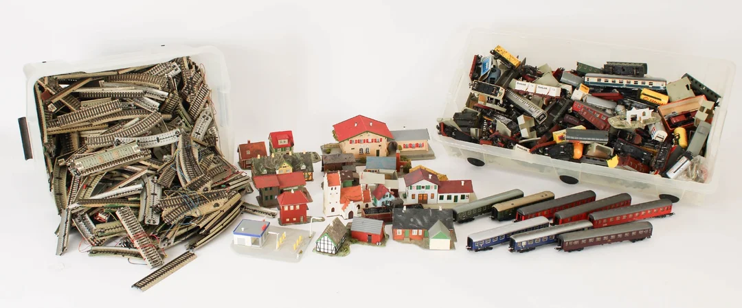 Collection Märklin and others. Wagons, Rails etc. — Hobby and collectibles/Toys — Lauritz