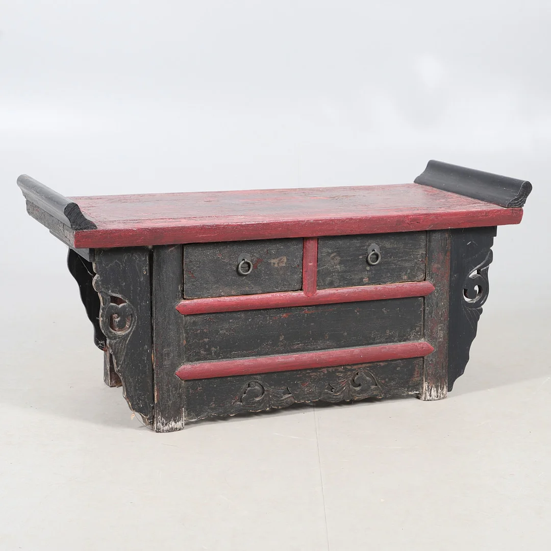 A CHINESE LOW STAINED RED TABLE AND DRAWERS. — Chests of drawers — Lawrences Auctioneers