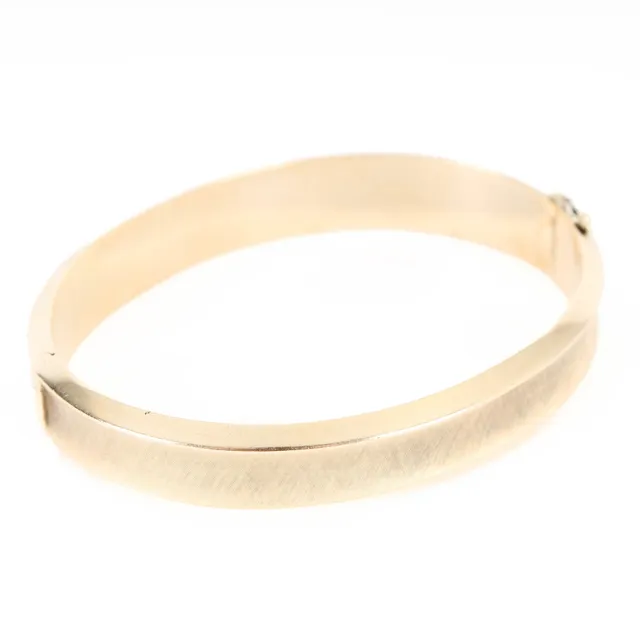 Vintage 14 kt gold bangle