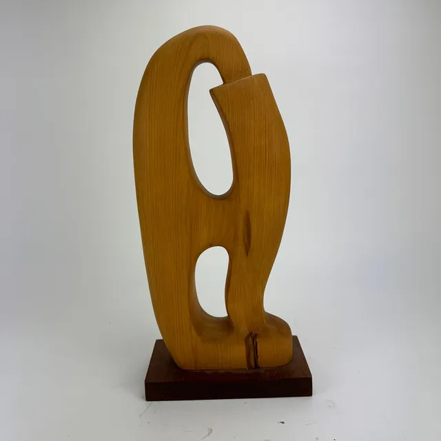 SVEN OLSSON. Skulptur, trä, monogramsignerad SO.