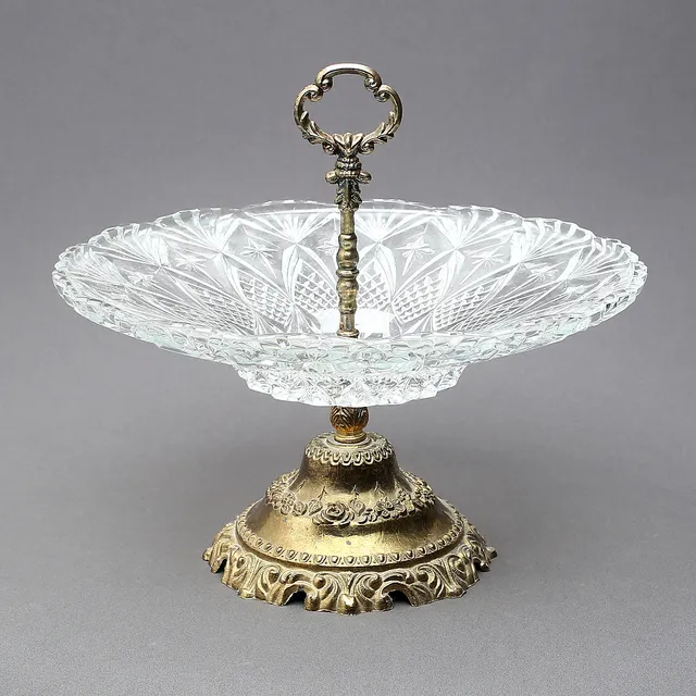 KAKFAT, pressglas och metall, 1900-tal.