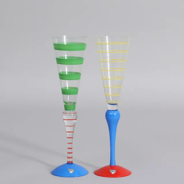 ANNE NILSSON. Champagneglas, 2 stycken Clown, Orrefors.