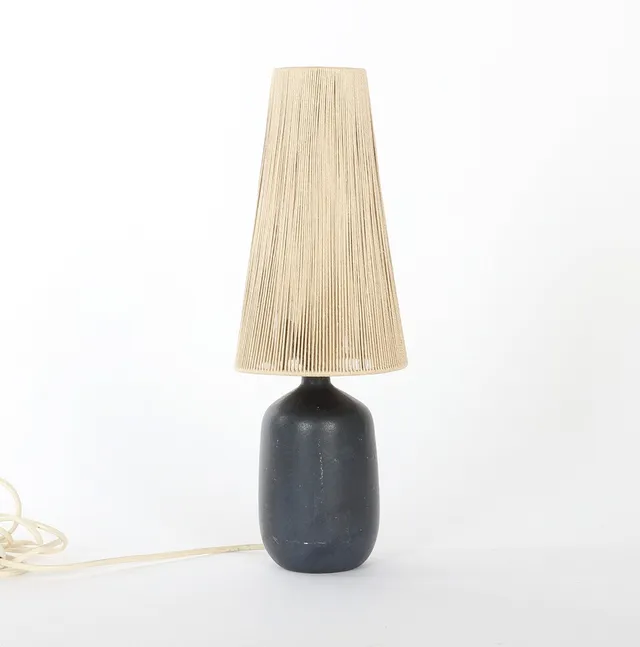 AGNE ARONSSON. 1924-1990. Bordslampa, stengods, egen verkstad, 1960-tal.