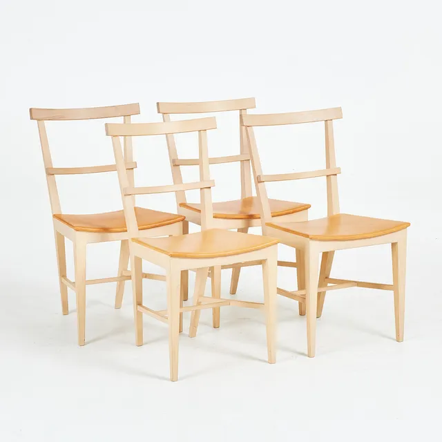 ERIK RICHTER. Stolar, 4 st, björk, sits klädd i skinn, Norrgavel, brickmärkt.