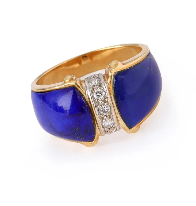 Enamel diamond ring in 18 kt. gold, total 0.15 ct.
