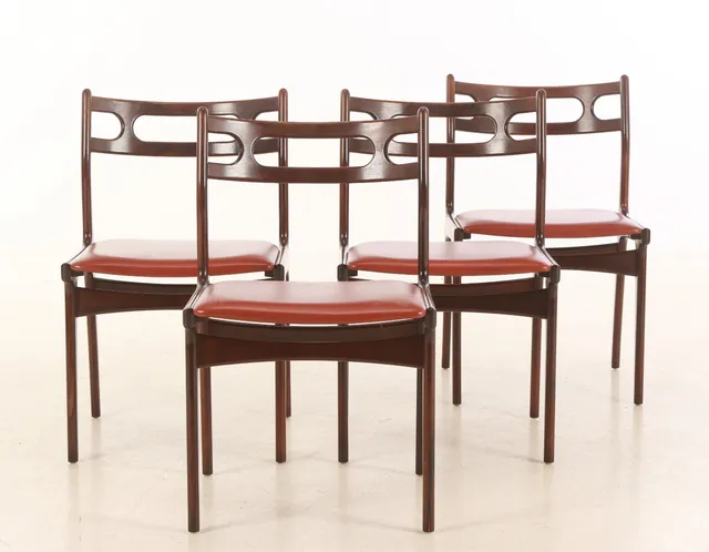 Johannes Andersen for Uldum Møbelfabrik. Set of four rosewood chairs, model '138' (4)