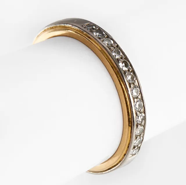 RING, 18k guld och vitguld, 12 st briljanter.