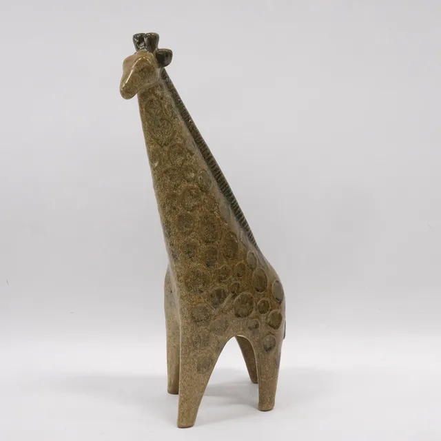 LISA LARSON. FIGUR I FORM AV GIRAFF, GUSTAVSBERG.
