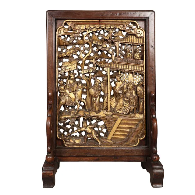 A CHINESE REPUBLIC PERIOD (1911-1949) HARDWOOD & GILT SCREEN.