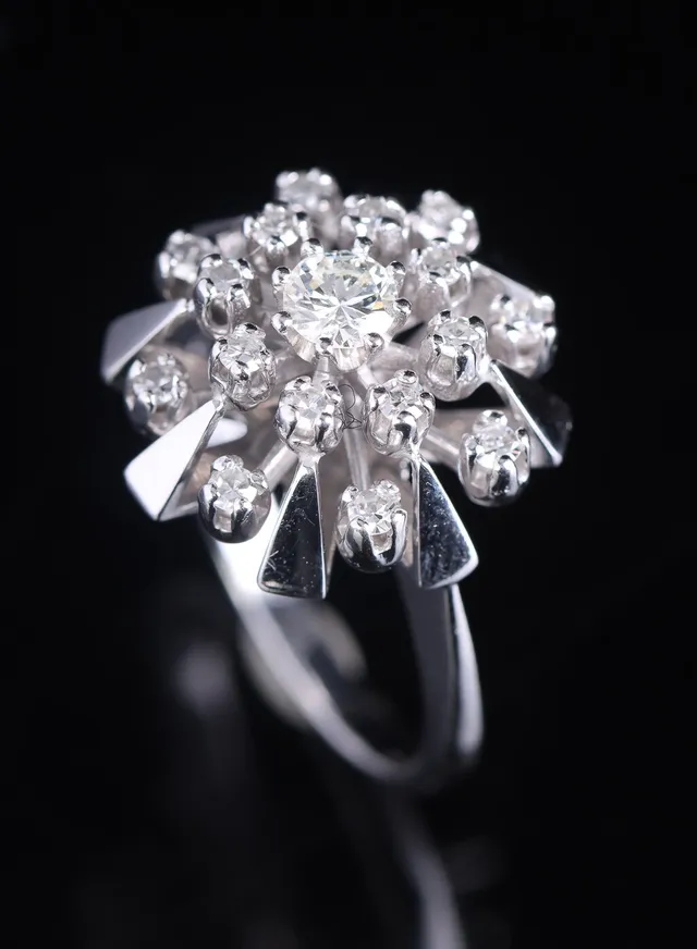 Vintage rosetring med diamanter af 18 kt. hvidguld